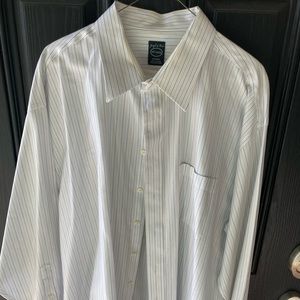 Joseph & Feiss men’s white with blue and tan stripes dress shirt 18.5 34/35